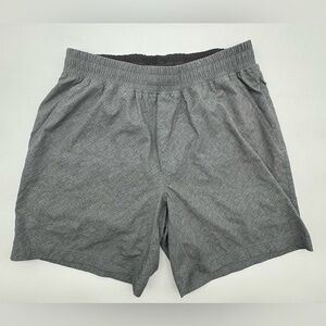 Size M - Rhone Mako Lined Active Gray Print Pink 7” Inseam (retired) MSRP $78